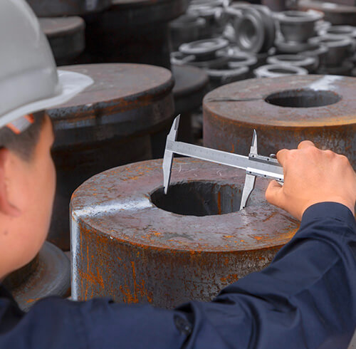 How to properly maintain the aluminum profile machining center